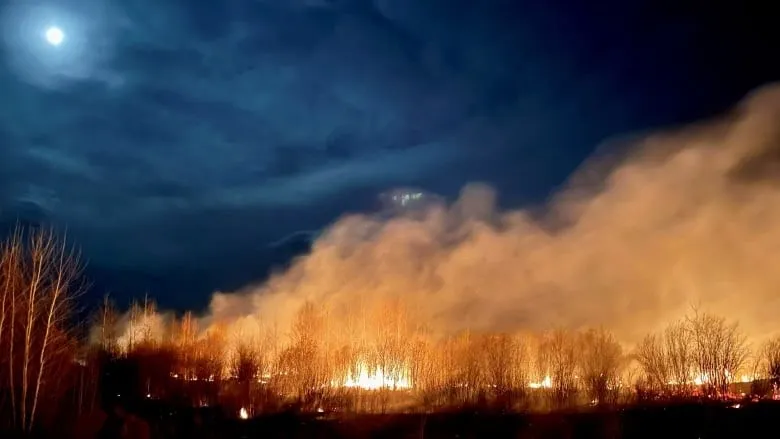 Canada: 24 đám cháy ngoài tầm kiểm soát, rủi ro tiếp tục leo thang