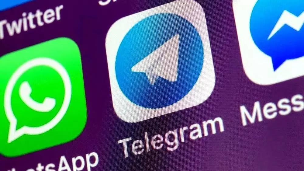 Trung Quốc yêu cầu phụ huynh báo cảnh sát nếu con cái sử dụng Telegram hoặc WhatsApp