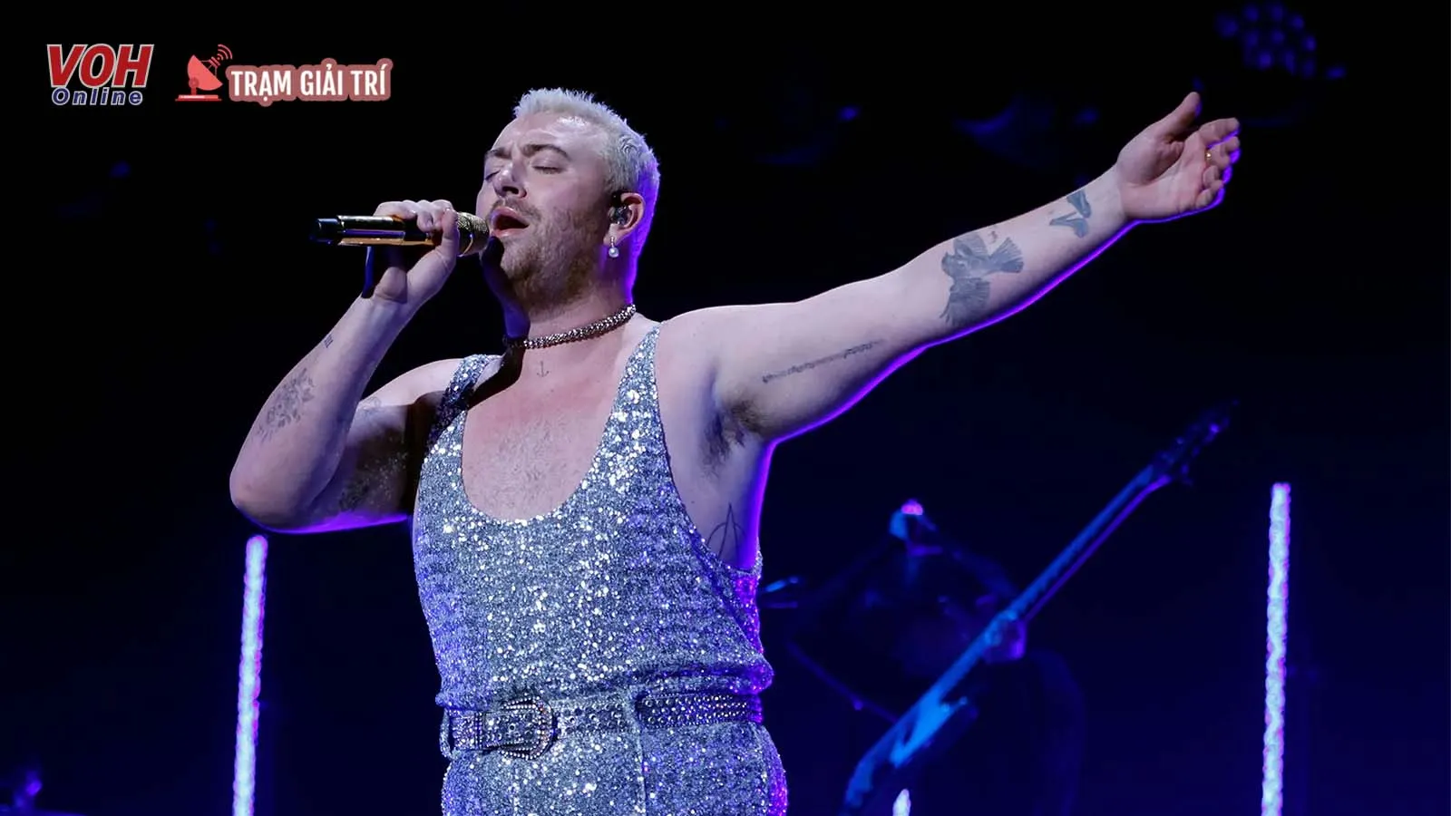 Trình diễn được 4 bài, Sam Smith bất ngờ hủy show