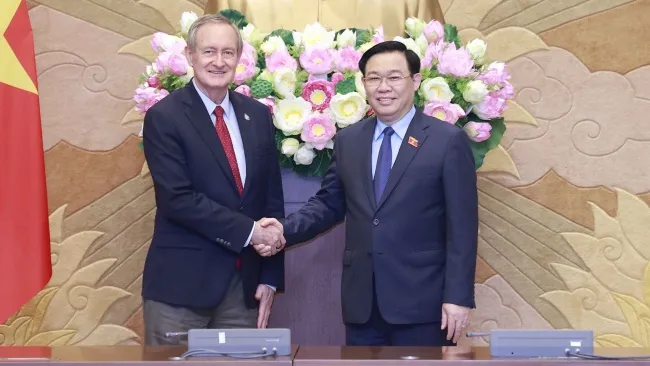 Thượng Nghị sĩ Mike Crapo: Nỗ lực để Hoa Kỳ trở thành nhà đầu tư số 1 tại Việt Nam