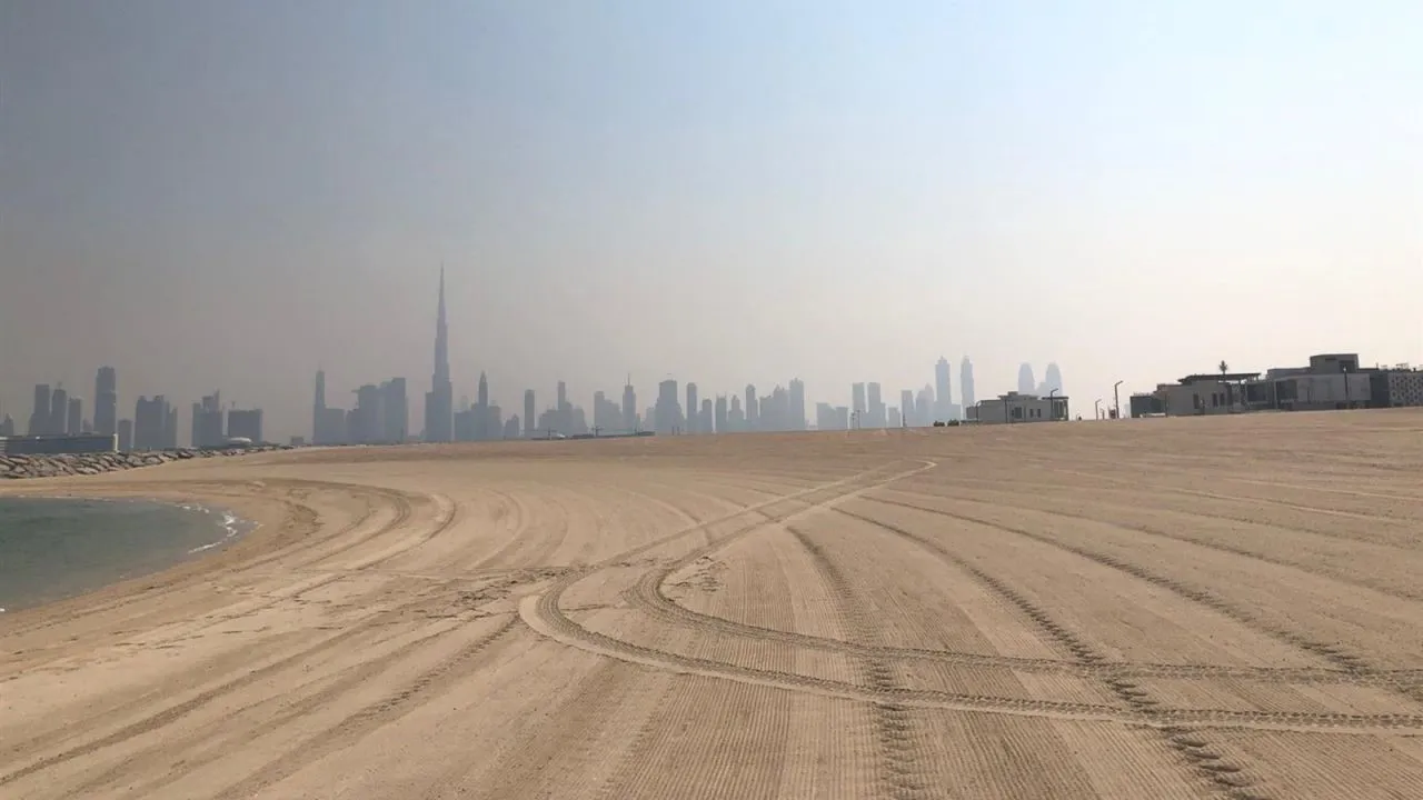 Bãi cát rộng hơn 2.200 m2 ở Dubai được bán với giá kỷ lục 34 triệu đô la