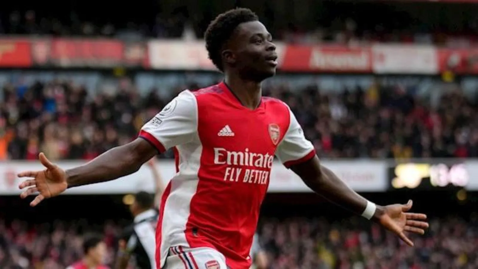 Bukayo Saka lập kỷ lục không tưởng cùng Arsenal