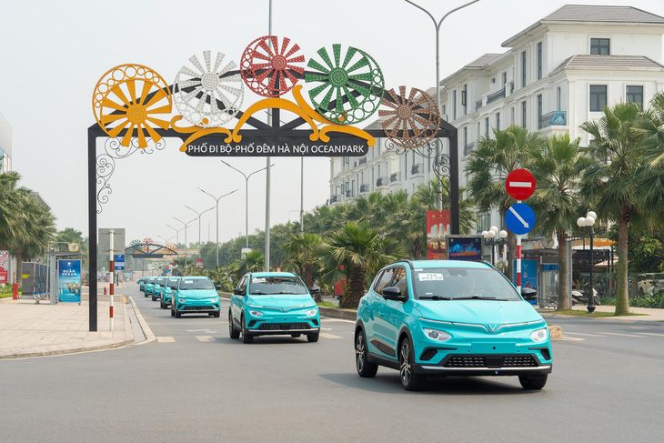 Bộ Giao thông vận tải đồng thuận taxi điện hoạt động tại sân bay