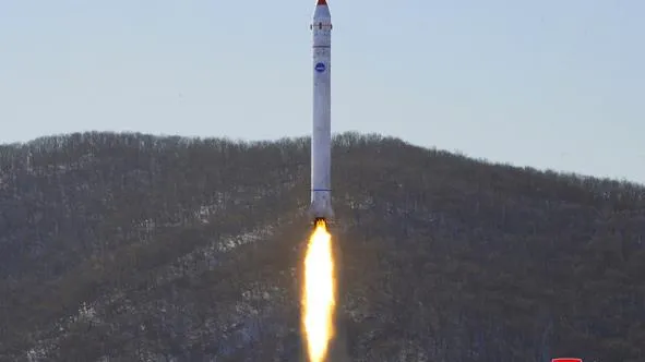 Tin thế giới sáng 30/5: Triều Tiên sắp phóng vệ tinh trinh sát đầu tiên | Nga chính thức rút khỏi hiệp ước quân sự ở châu Âu