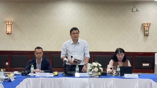Giao lưu cùng 2 phi hành gia nổi tiếng của Mỹ tại Tuần lễ NASA Việt Nam