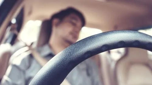 Cách ngăn ngừa ngộ độc carbon monoxide khi ngủ trong xe ô tô