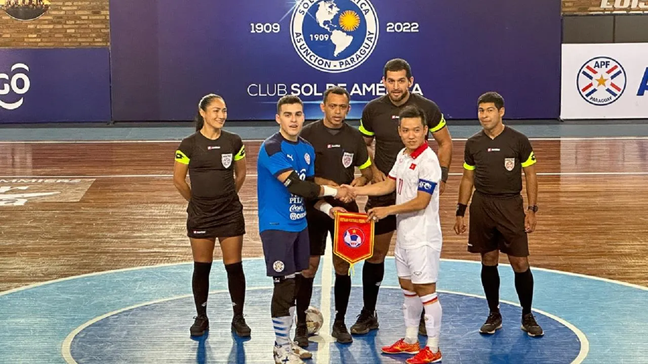 Tuyển futsal Việt Nam thua trận giao hữu đầu tiên trước chủ nhà Paraguay