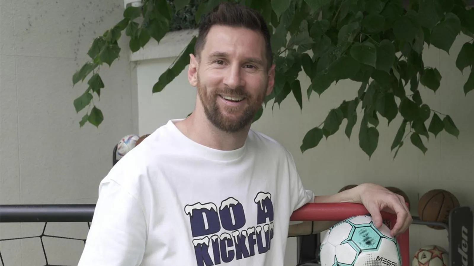 Tại sao Messi từ chối &quot;núi tiền&quot; của Ả Rập Saudi và không trở về Barca?