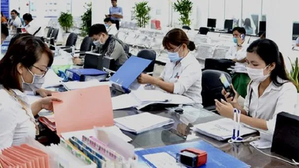 UBND TPHCM chỉ đạo đẩy mạnh tinh gọn bộ máy chính quyền