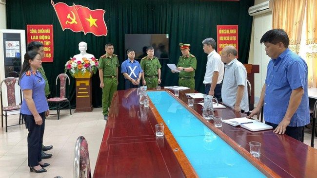 Khởi tố giám đốc trung tâm thuộc trường Đại học Tây Bắc