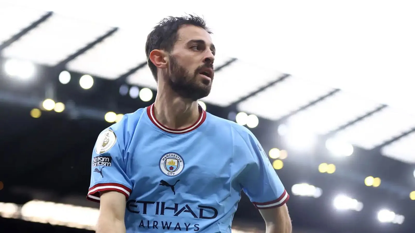 Bernardo Silva chưa chốt xong tương lai, Man City dứt khoát nói không với PSG