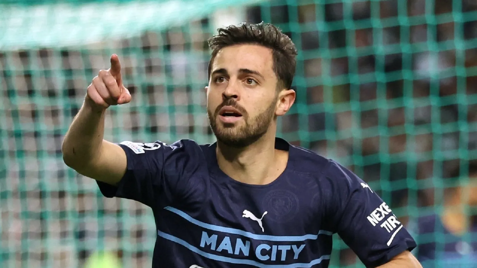Mức lương gấp 10 lần từ Ả Rập khiến Bernardo Silva phải cân nhắc
