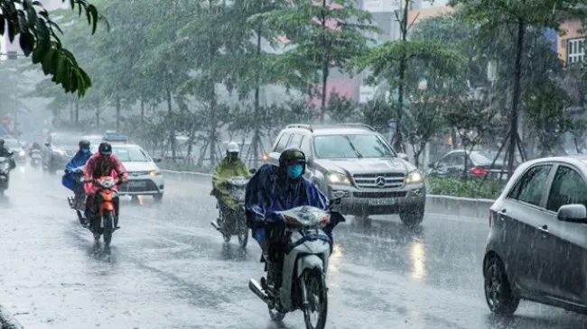 Nam Bộ, Bắc Bộ mưa rào, dông rải rác về chiều tối