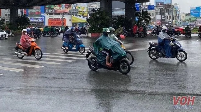 Thời tiết hôm nay 25/6/2023: Tây Nguyên và Nam Bộ có mưa rào và dông