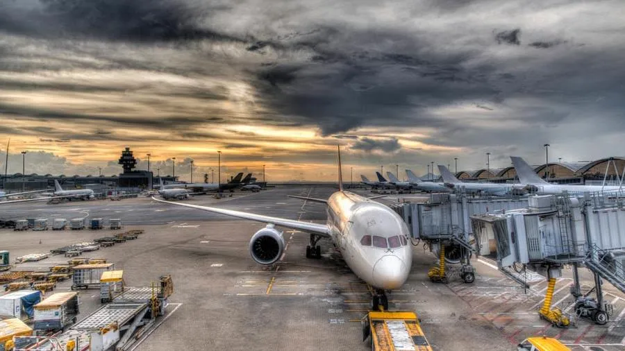 Hơn 1.000 chuyến bay bị hoãn và hủy tại hàng loạt sân bay Mỹ