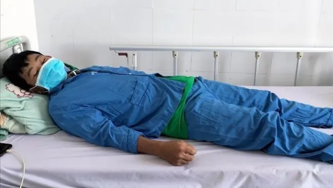 Làm rõ nguyên nhân hàng chục người ngộ độc sau bữa cơm ở Đắk Nông
