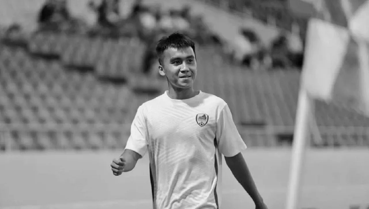 FIFA treo cờ rủ tại trụ sở chính tưởng nhớ cầu thủ Võ Minh Hiếu