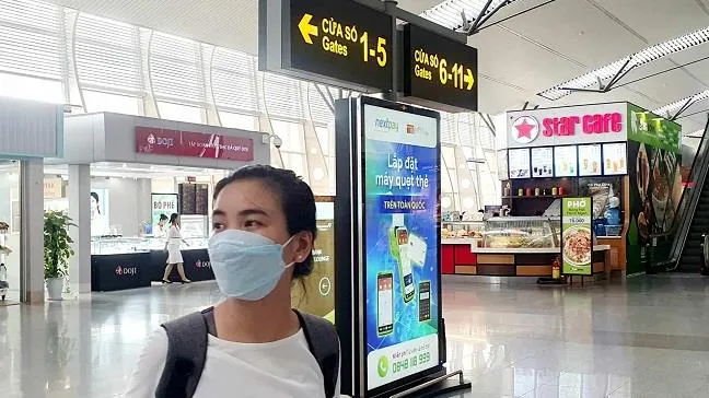 Gửi tin nhắn tự động thông báo cửa ra máy bay cho hành khách trước 60 phút