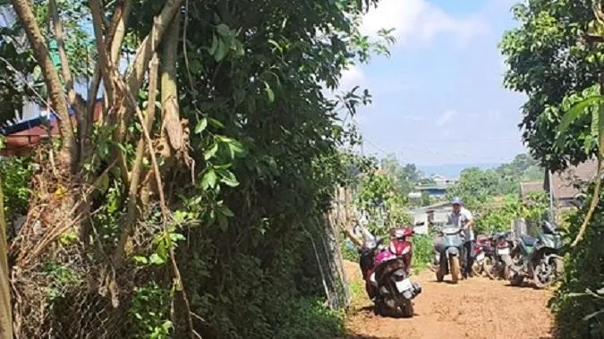 Điều tra nguyên nhân 4 người trong gia đình chết trong tư thế treo cổ