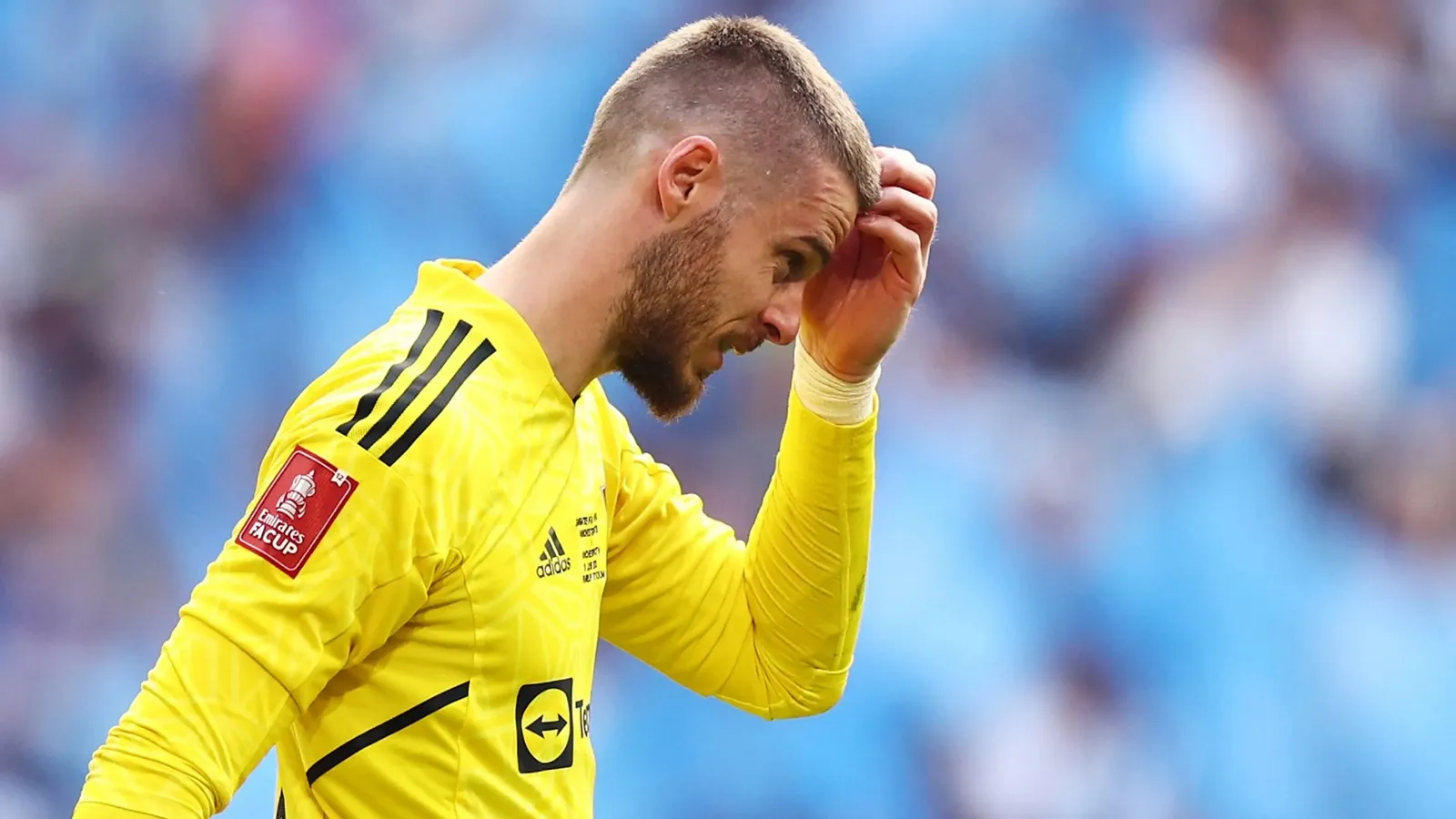 De Gea có hành động “khó hiểu” giữa lúc việc gia hạn bế tắc, CĐV MU nổi đóa