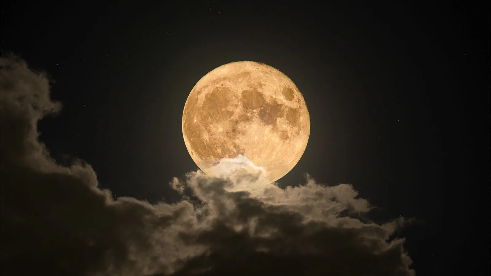 Tối nay có Trăng Sấm Sét - siêu trăng đầu tiên của năm 2023