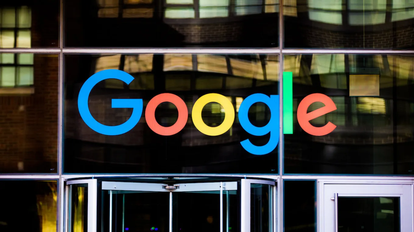 Pháp phạt Google 2 triệu euro vì hiển thị kết quả tìm kiếm không đầy đủ