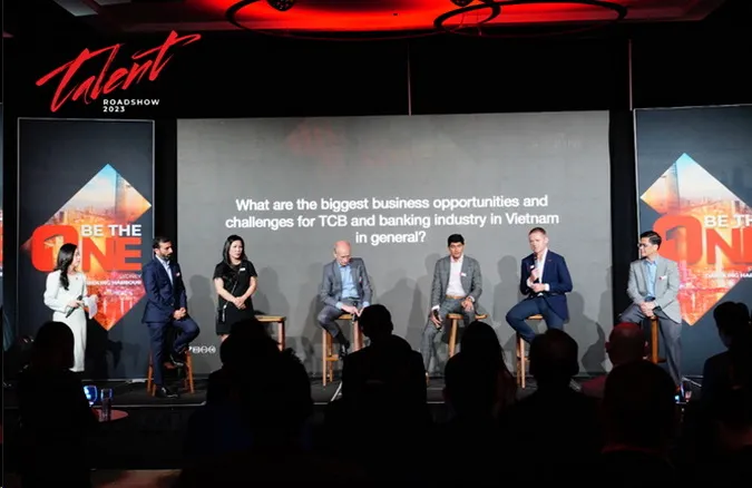 Techcombank đảo chiều dòng chảy chất xám về quê hương