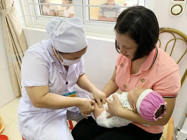 Bố trí ngân sách mua vaccine tiêm chủng mở rộng trong năm nay