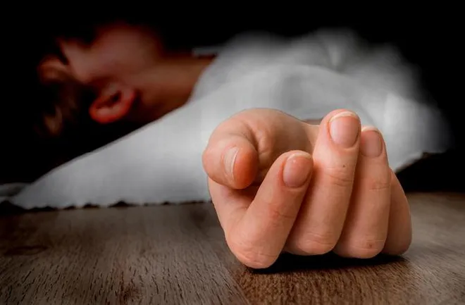 Điều tra nguyên nhân bé gái 13 tuổi đột tử nghi do ngộ độc