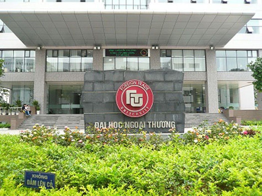 Tuyển sinh Đại học 2023: Đại học Ngoại thương hạ điểm sàn so với năm 2022