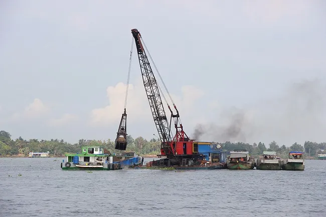 Thanh tra chỉ ra sai phạm trong cấp phép khai thác cát ở An Giang