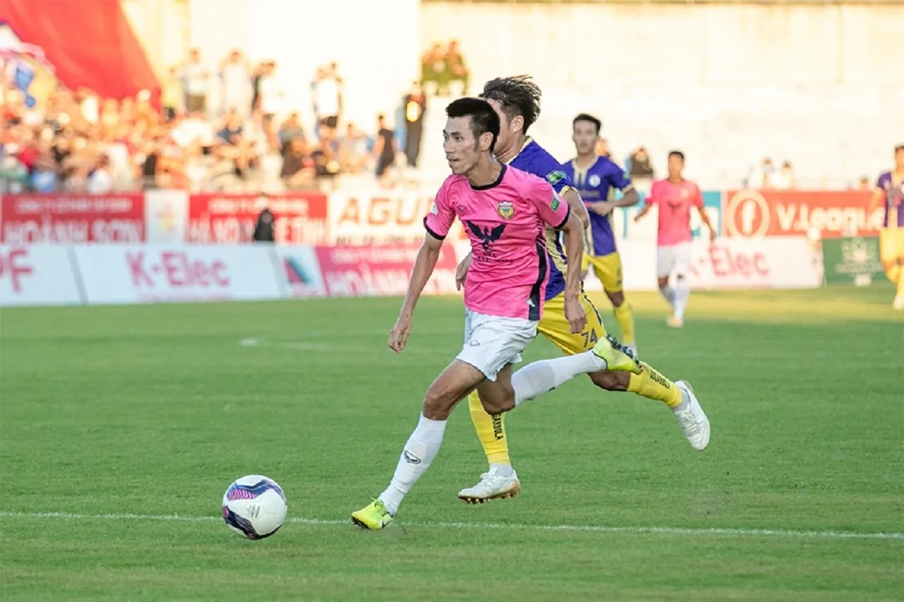 Link xem trực tiếp Hà Tĩnh vs Hà Nội (V-League 2023 vòng 2 giai đoạn 2, 18h00 ngày 22/07)
