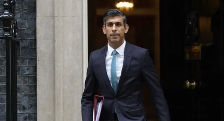 Anh: Thủ tướng cam kết xây dựng 1 triệu ngôi nhà mới