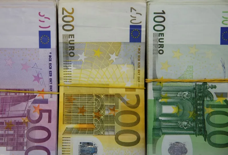 Tỷ giá ngoại tệ hôm nay 28/7: Euro giảm so với USD khi dữ liệu kinh tế Mỹ tốt hơn mong đợi