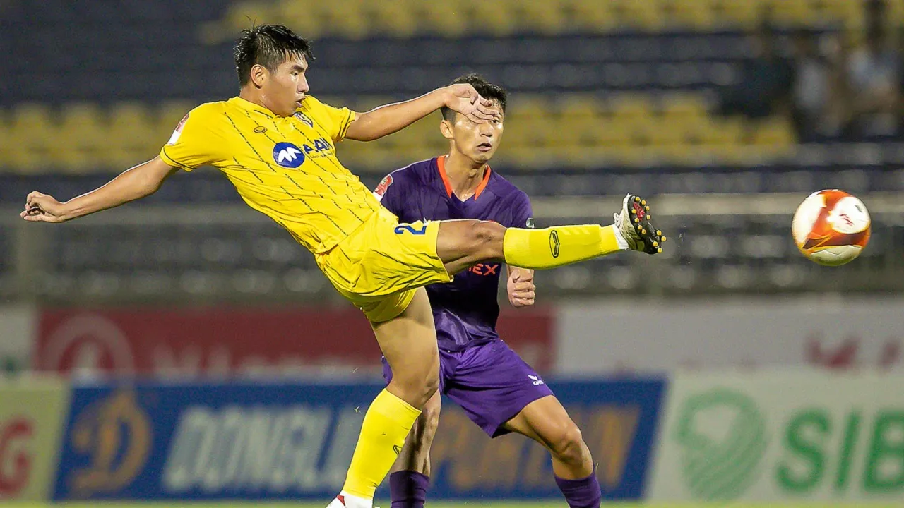Lịch thi đấu V-League hôm nay: SLNA vs Bình Dương (18h00 ngày 29/07)