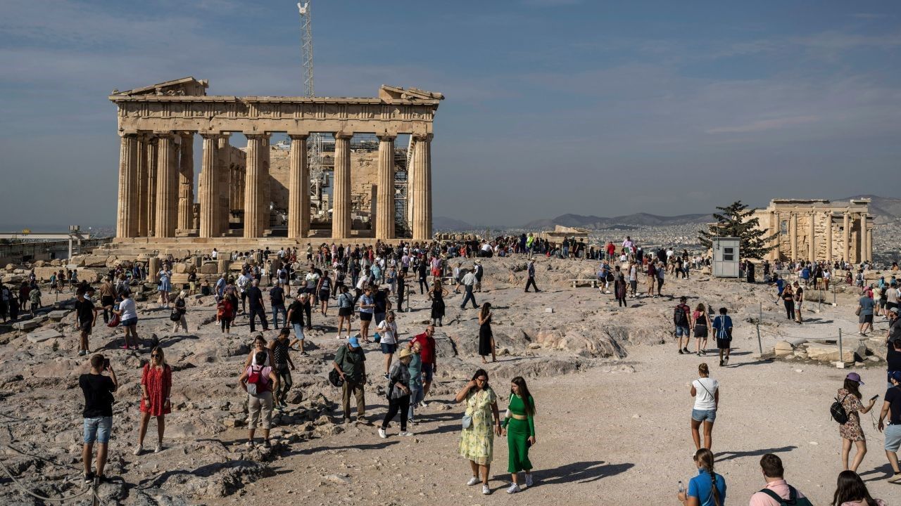 Hy Lạp hạn chế du khách đến Thành cổ Acropolis từ tháng 9 tới