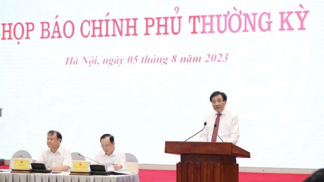 Doanh nghiệp gặp khó về khả năng tiếp cận vốn, đơn hàng sụt giảm