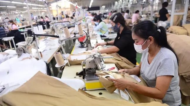 Kinh tế chịu tác động kép, sức chịu đựng của doanh nghiệp đến mức giới hạn