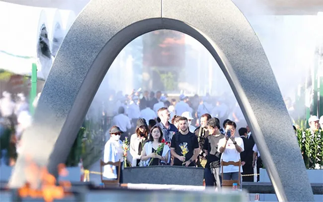 Tưởng niệm nạn nhân bom nguyên tử ở Hiroshima, Nhật Bản