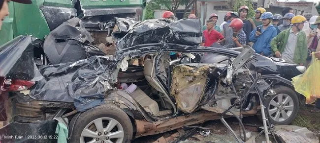 Khởi tố vụ án xe CLB Hoàng Anh Gia Lai bị tông khiến 3 người chết, 1 người bị thương