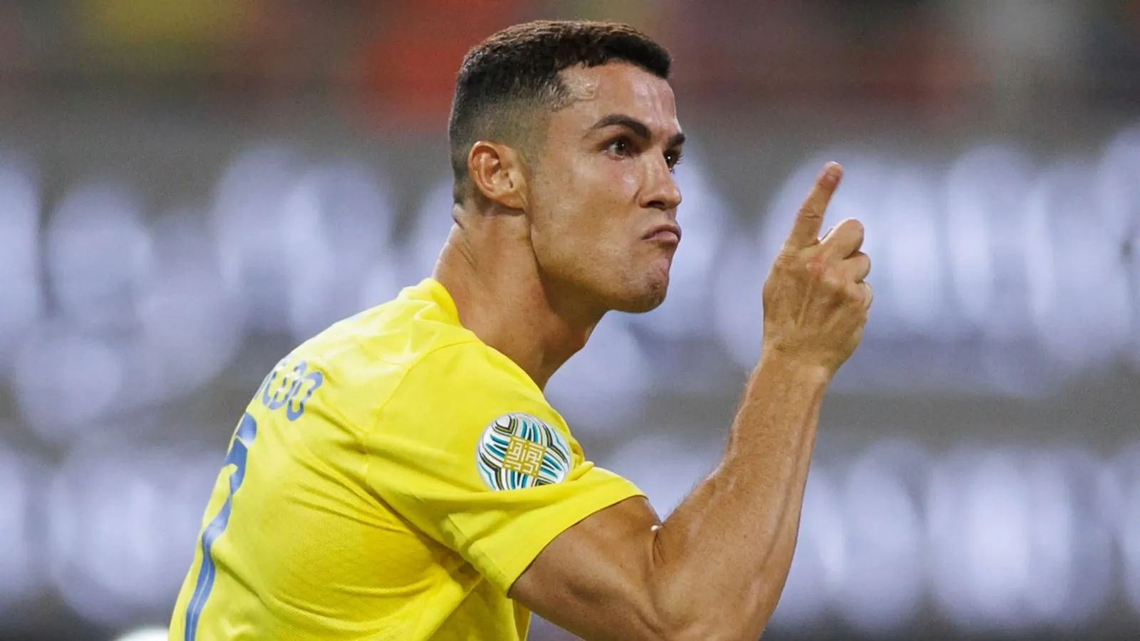 Đá 17 trận trong 54 ngày, ai nói Ronaldo qua Al Nassr dưỡng già?