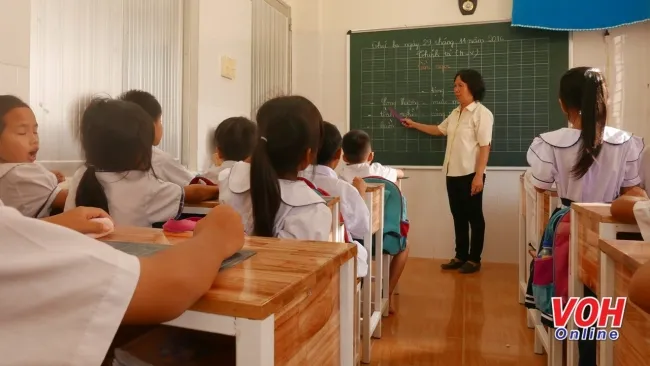 Tâm tư nhà giáo gửi Bộ trưởng GDundefinedĐT: Mong thu nhập đủ sống, giữ nguyên tuổi nghỉ hưu