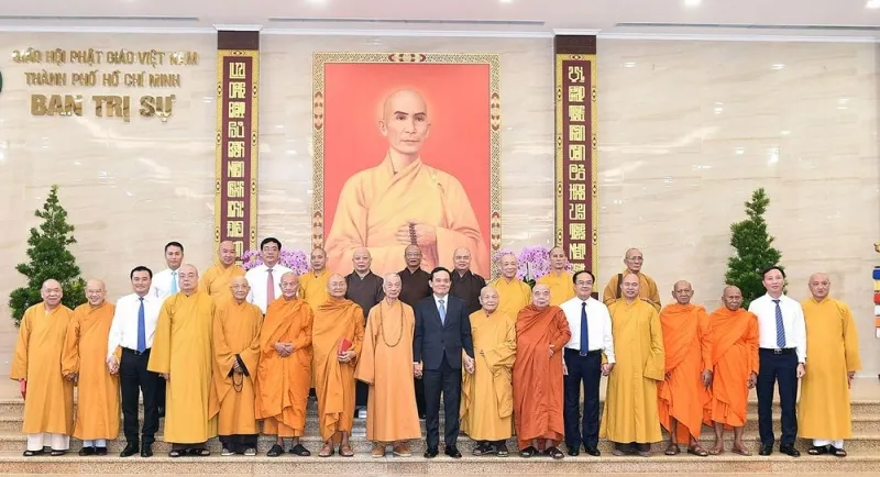 Phó Thủ tướng: Lễ Vu lan - Báo hiếu thể hiện sự gắn kết hòa hợp giữa đạo và đời