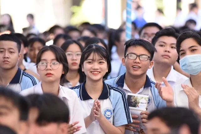 Thí sinh cần làm gì sau khi đỗ đại học?