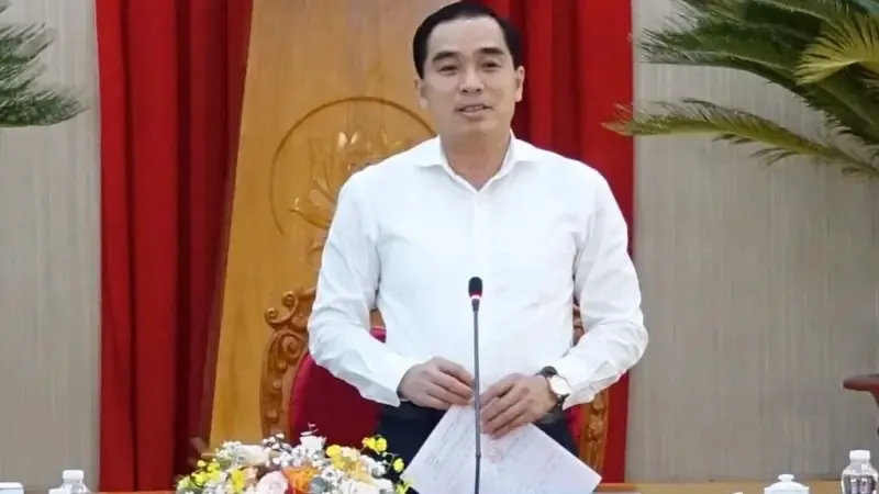 Kỷ luật khiển trách chủ tịch UBND thành phố Phú Quốc