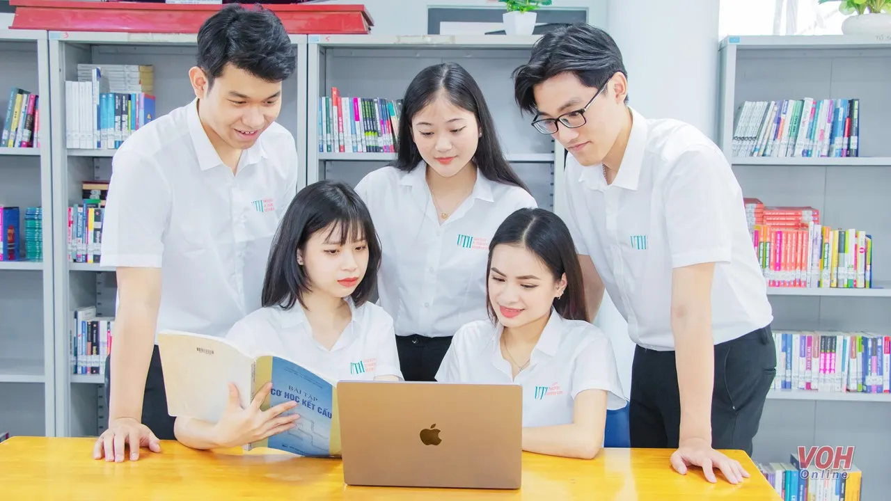 Hơn 600 ngàn thí sinh trúng tuyển Đại học đợt 1