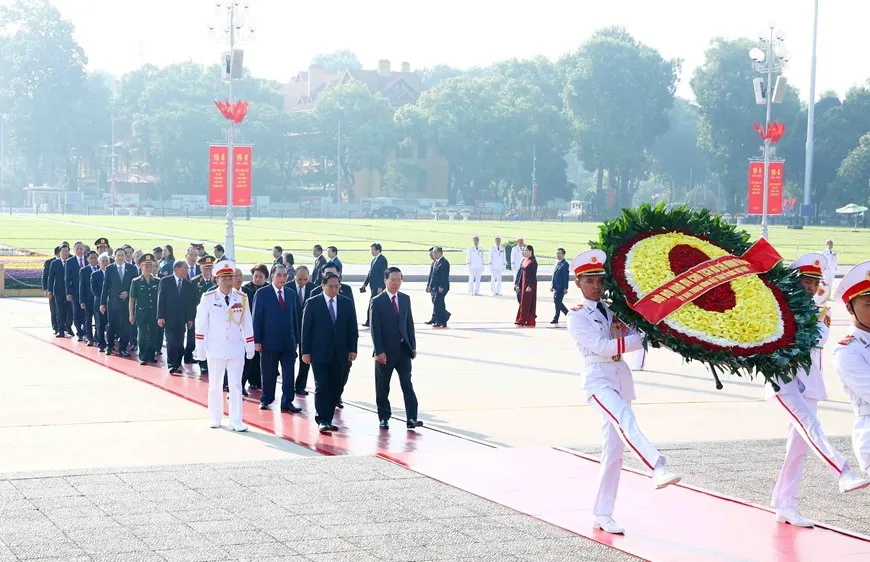 Lãnh đạo Đảng, Nhà nước vào Lăng viếng Chủ tịch Hồ Chí Minh nhân dịp Quốc khánh