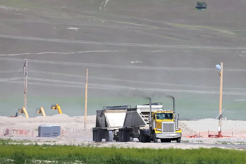 AI đang làm hoen ố hình ảnh môi trường của Big Tech