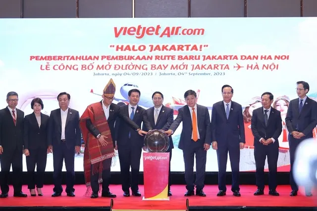 Vietjet công bố mở đường bay thẳng đầu tiên Jakarta - Hà Nội