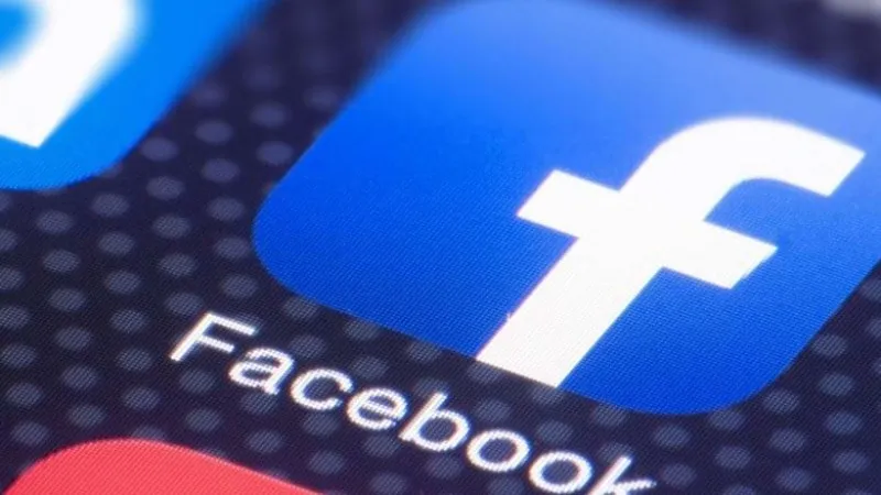 Facebook gặp lỗi, mỗi thiết bị chỉ đăng nhập được một tài khoản